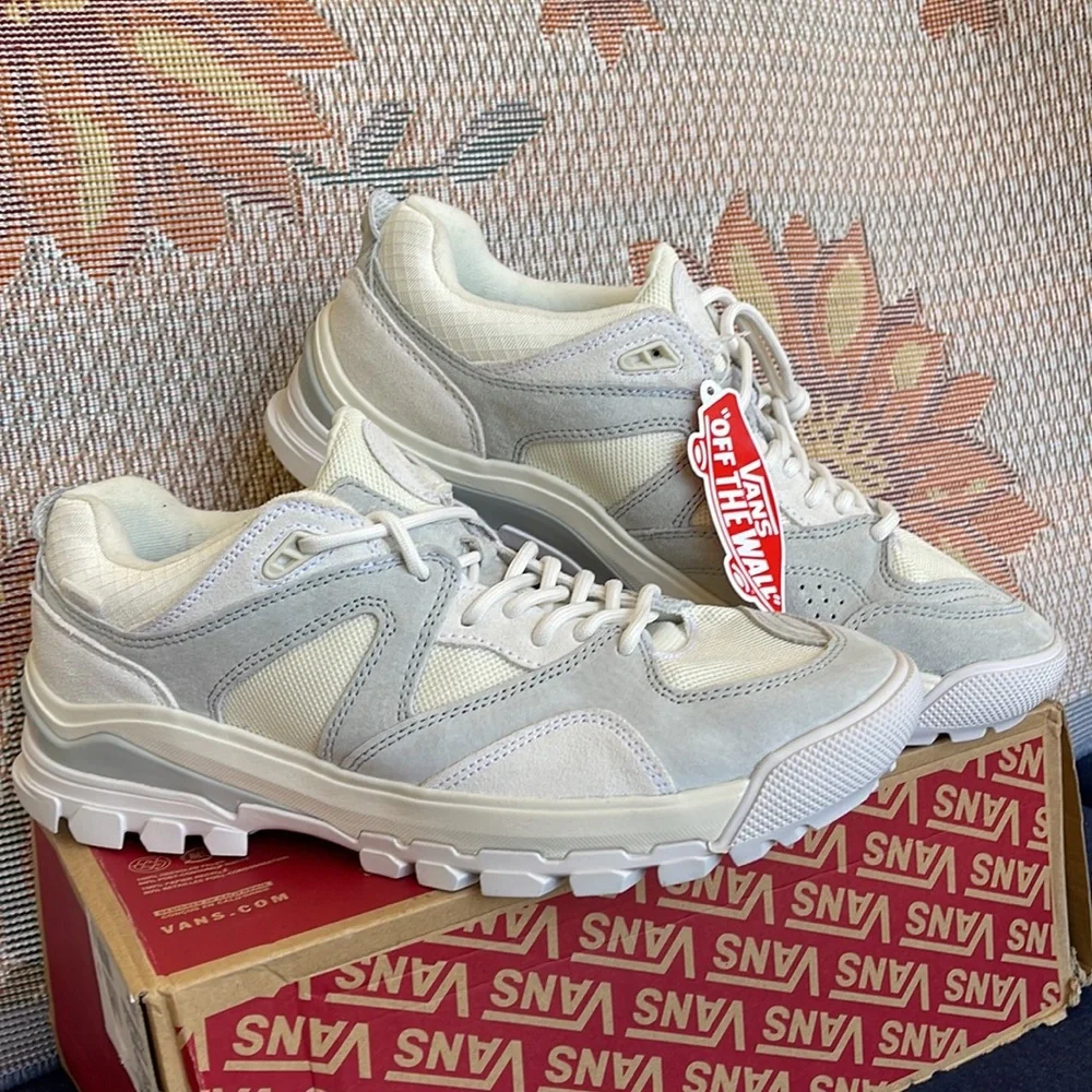 Vans Men’s Amzn Trailhead
Blanc De Blancmarshmallow
VN0A7TO2ASJ
Sneakers G - Picture 6 of 16